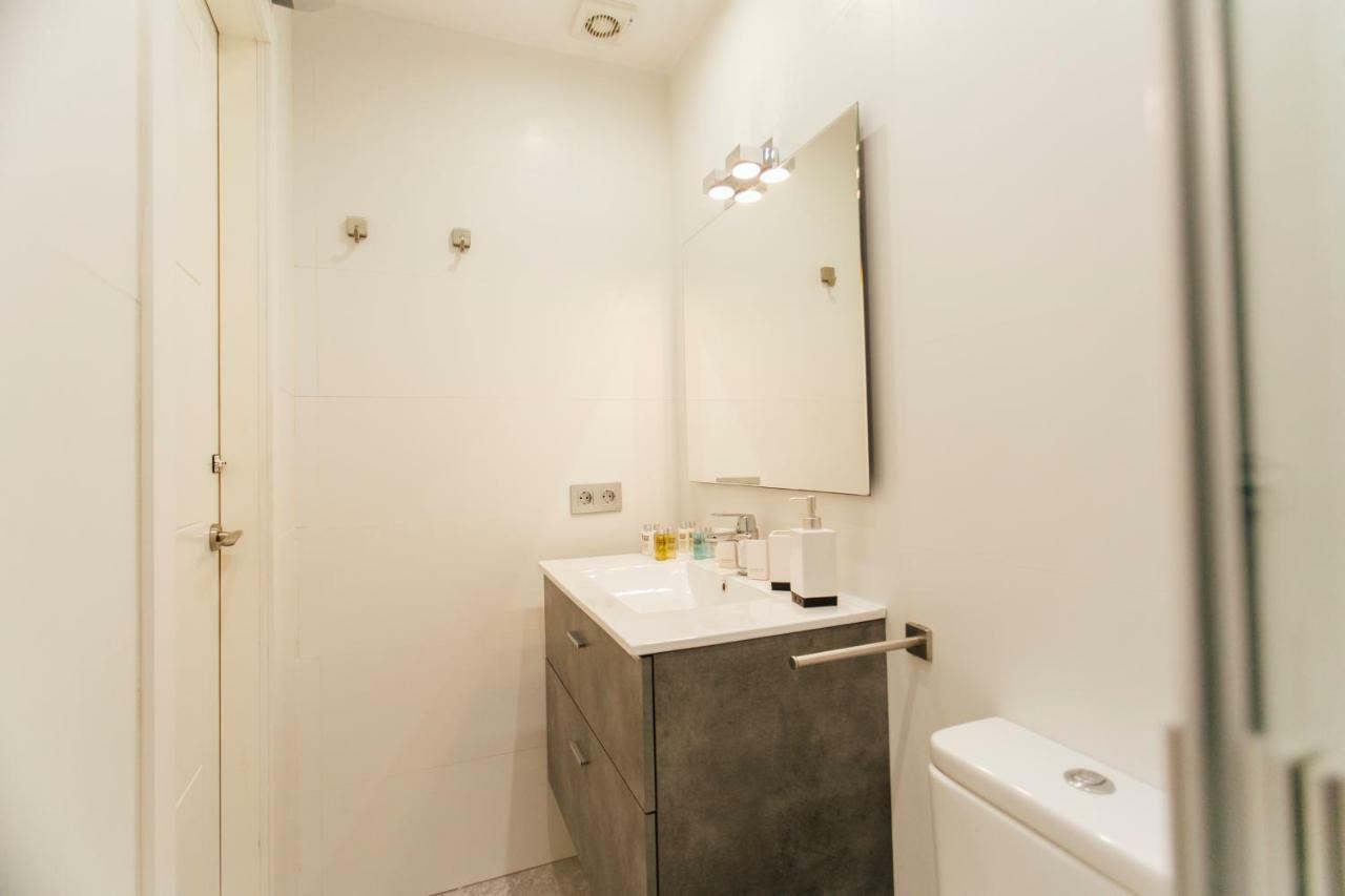 Minimalism And Modern- 2Bd 1Bth- Las Setas Севиля Екстериор снимка
